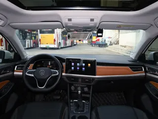 Volkswagen Bora 2023 купить из Китая, цена 1 282 000 ₽ — Suifenhe Auto