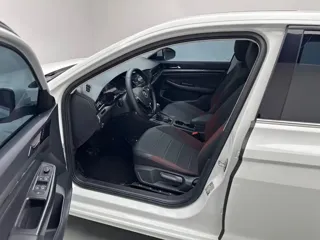 Volkswagen Bora 2020 купить из Китая, цена 1 425 000 ₽ — Suifenhe Auto