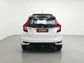 Honda Fit 2019 купить из Китая, цена 1 228 000 ₽ — Suifenhe Auto