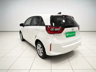 Honda Fit 2021 купить из Китая, цена 1 320 000 ₽ — Suifenhe Auto