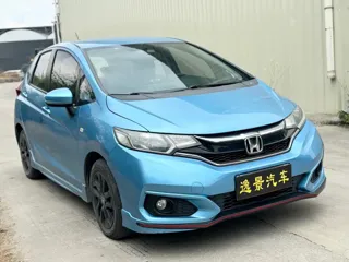Honda Fit 2018 купить из Китая, цена 1 346 000 ₽ — Suifenhe Auto