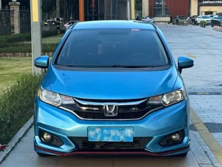 Honda Fit 2018 купить из Китая, цена 1 253 000 ₽ — Suifenhe Auto