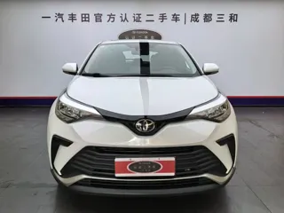Toyota IZOA 2023 купить из Китая, цена 1 790 000 ₽ — Suifenhe Auto