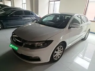 Qoros 3 2019 купить из Китая, цена 1 075 000 ₽ — Suifenhe Auto