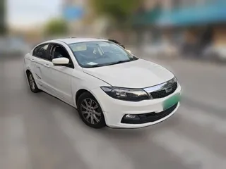 Qoros 3 2019 купить из Китая, цена 1 075 000 ₽ — Suifenhe Auto