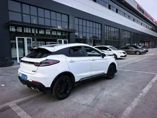 Geely Emgrand 2021 купить из Китая, цена 1 130 000 ₽ — Suifenhe Auto