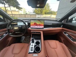 Geely Boyue 2025 купить из Китая, цена 2 826 000 ₽ — Suifenhe Auto