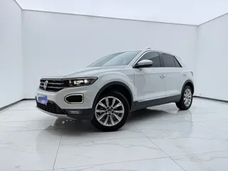 Volkswagen T-ROC 2022 купить из Китая, цена 1 818 000 ₽ — Suifenhe Auto