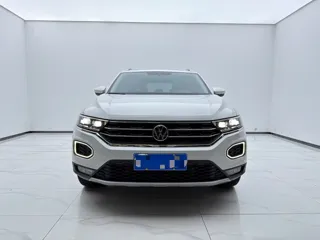 Volkswagen T-ROC 2022 купить из Китая, цена 1 818 000 ₽ — Suifenhe Auto
