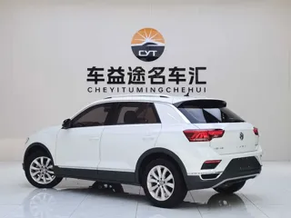 Volkswagen T-ROC 2021 купить из Китая, цена 1 403 000 ₽ — Suifenhe Auto