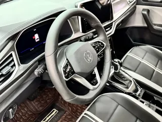 Volkswagen T-ROC 2026 купить из Китая, цена 3 332 000 ₽ — Suifenhe Auto