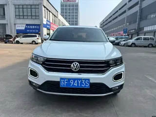 Volkswagen T-ROC 2020 купить из Китая, цена 1 754 000 ₽ — Suifenhe Auto