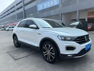Volkswagen T-ROC 2020 купить из Китая, цена 1 754 000 ₽ — Suifenhe Auto