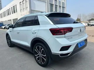Volkswagen T-ROC 2020 купить из Китая, цена 1 754 000 ₽ — Suifenhe Auto