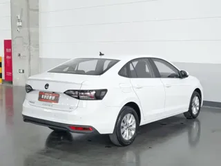Volkswagen Lavida 2023 купить из Китая, цена 1 177 000 ₽ — Suifenhe Auto