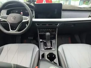 Volkswagen Lavida 2024 купить из Китая, цена 1 516 000 ₽ — Suifenhe Auto