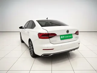 Volkswagen Lavida 2021 купить из Китая, цена 1 480 000 ₽ — Suifenhe Auto