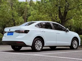 Volkswagen Lavida 2024 купить из Китая, цена 1 568 000 ₽ — Suifenhe Auto