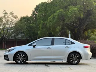 Toyota Levin 2022 купить из Китая, цена 1 295 000 ₽ — Suifenhe Auto