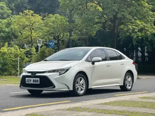 Toyota Levin 2019 купить из Китая, цена 1 263 000 ₽ — Suifenhe Auto