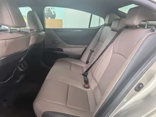 Lexus ES 2024 купить из Китая, цена 7 329 000 ₽ — Suifenhe Auto