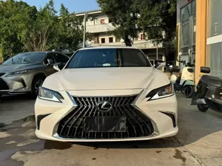 Lexus ES 2024 купить из Китая, цена 6 988 000 ₽ — Suifenhe Auto