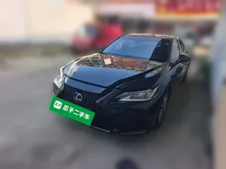 Lexus ES 2024 купить из Китая, цена 4 858 000 ₽ — Suifenhe Auto