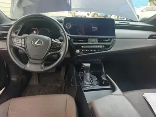 Lexus ES 2024 купить из Китая, цена 4 858 000 ₽ — Suifenhe Auto
