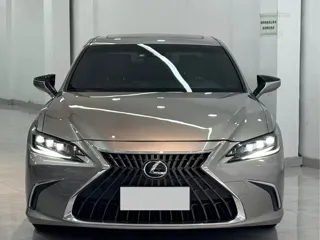 Lexus ES 2024 купить из Китая, цена 6 793 000 ₽ — Suifenhe Auto