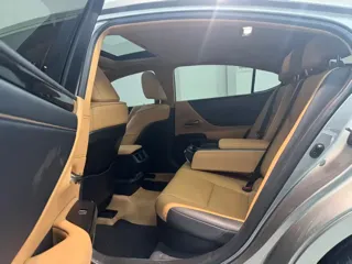 Lexus ES 2024 купить из Китая, цена 6 793 000 ₽ — Suifenhe Auto