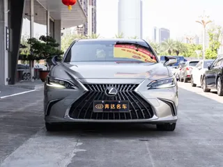 Lexus ES 2024 купить из Китая, цена 7 785 000 ₽ — Suifenhe Auto