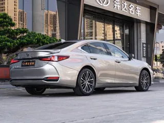 Lexus ES 2024 купить из Китая, цена 7 785 000 ₽ — Suifenhe Auto