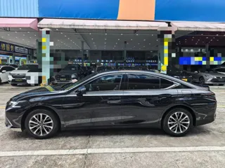 Lexus ES 2026 купить из Китая, цена 5 118 000 ₽ — Suifenhe Auto