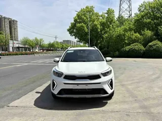 Kia Stonic 2021 купить из Китая, цена 1 128 000 ₽ — Suifenhe Auto