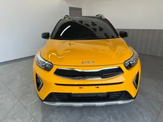 Kia Stonic 2024 купить из Китая, цена 1 814 000 ₽ — Suifenhe Auto