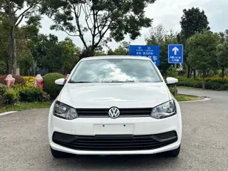 Volkswagen Polo 2018 купить из Китая, цена 1 346 000 ₽ — Suifenhe Auto