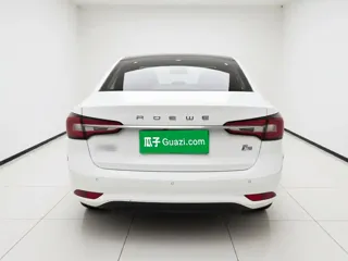 Roewe i5 2018 купить из Китая, цена 970 000 ₽ — Suifenhe Auto