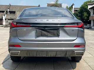 Roewe i5 2024 купить из Китая, цена 1 209 000 ₽ — Suifenhe Auto
