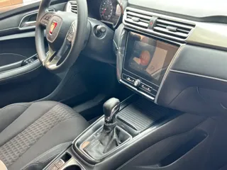 Roewe i5 2019 купить из Китая, цена 1 067 000 ₽ — Suifenhe Auto