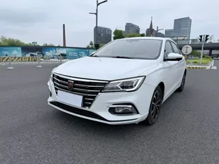 Roewe i5 2021 купить из Китая, цена 1 149 000 ₽ — Suifenhe Auto
