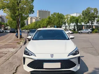 Roewe i5 2025 купить из Китая, цена 1 284 000 ₽ — Suifenhe Auto