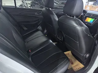 Roewe i5 2020 купить из Китая, цена 1 125 000 ₽ — Suifenhe Auto
