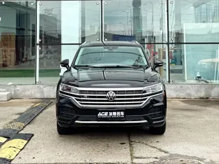 Volkswagen Touareg 2024 купить из Китая, цена 6 337 000 ₽ — Suifenhe Auto