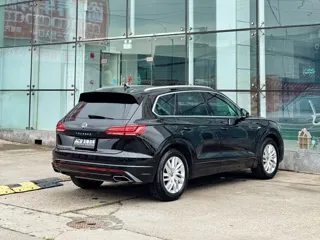 Volkswagen Touareg 2024 купить из Китая, цена 6 337 000 ₽ — Suifenhe Auto