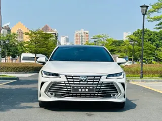 Toyota Avalon 2026 купить из Китая, цена 4 411 000 ₽ — Suifenhe Auto