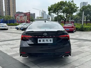 Toyota Avalon 2024 купить из Китая, цена 5 815 000 ₽ — Suifenhe Auto