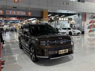 Hyundai Santa Fe 2025 купить из Китая, цена 4 280 000 ₽ — Suifenhe Auto