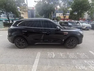 Hongqi HS5 2024 купить из Китая, цена 3 498 000 ₽ — Suifenhe Auto