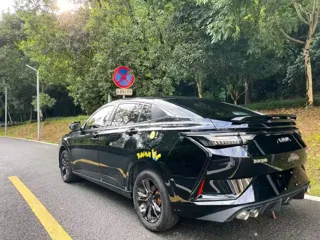 Dongfeng Aeolus Yixuan 2023 купить из Китая, цена 1 019 000 ₽ — Suifenhe Auto