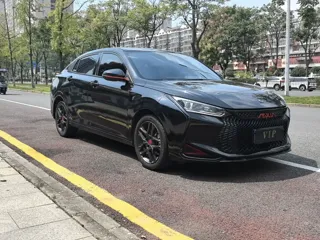 Dongfeng Aeolus Yixuan 2021 купить из Китая, цена 1 059 000 ₽ — Suifenhe Auto